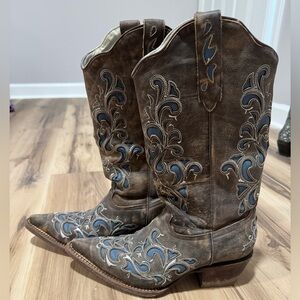 JB Dillon cowgirl boots. Size 8